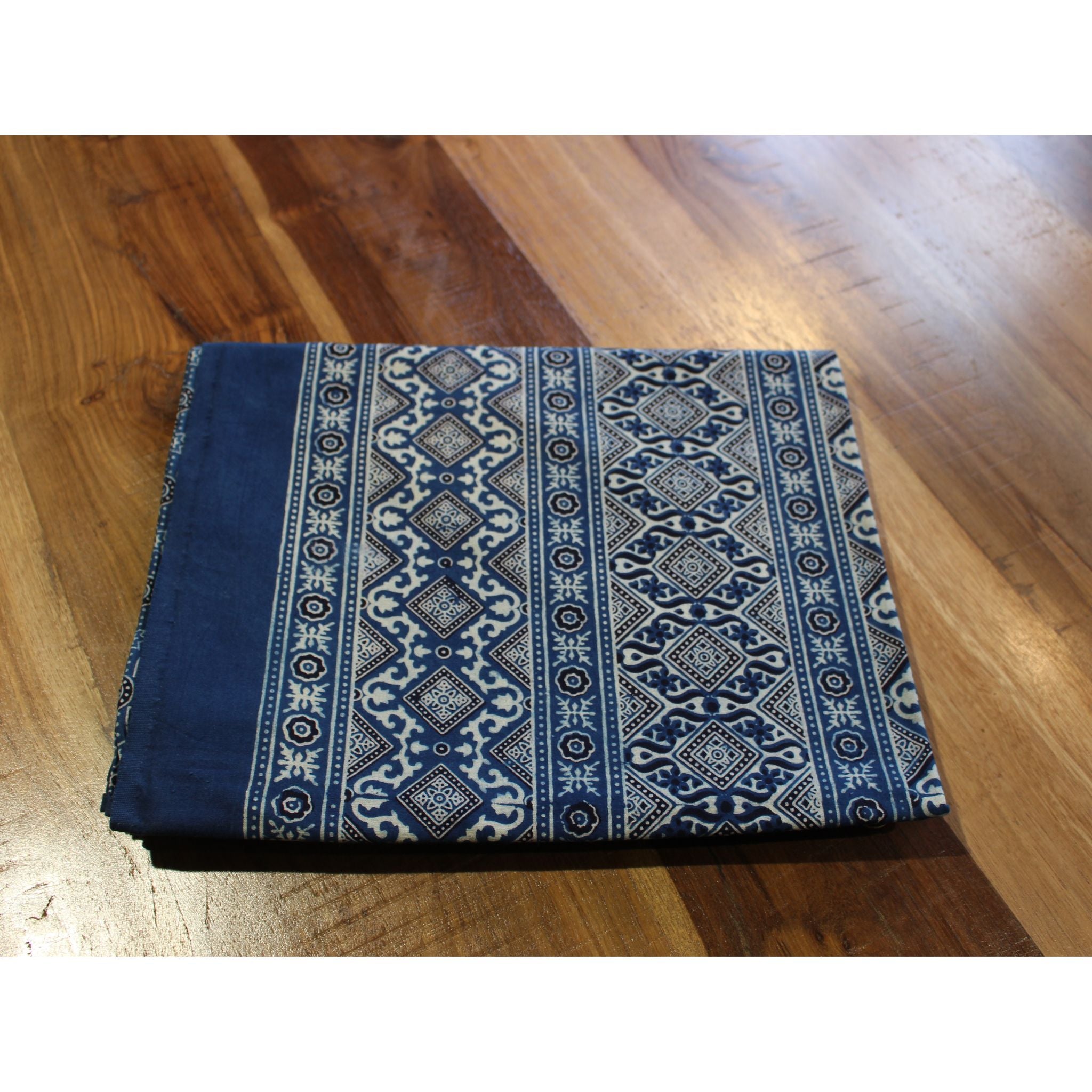 Organic Cotton Table Cloth dark blue patterns