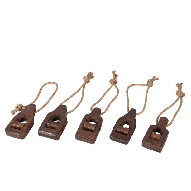 Wooden Pulley With Rope