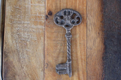 Antique Key Iron Cast With Pattern Top Of Option 1 at HomeStreetHome.ie