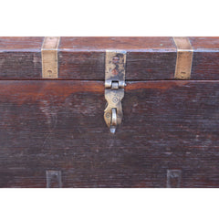 Chestnut Box close up view of latch