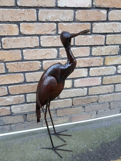 Handmade Spatule Bird from recycled metal outside view 
