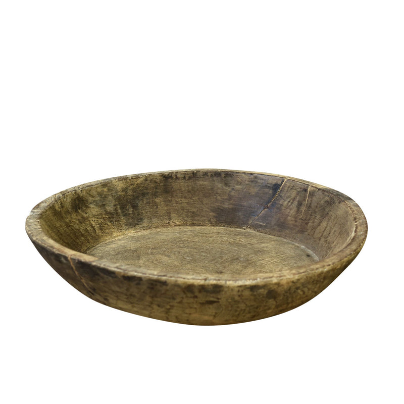 Vintage Wood Bowl front view of the wooden bowl 
